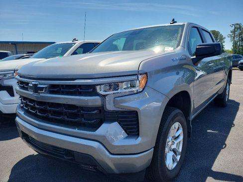 Used 2026 Chevrolet Silverado 1500 RST AWD/4WD image 3