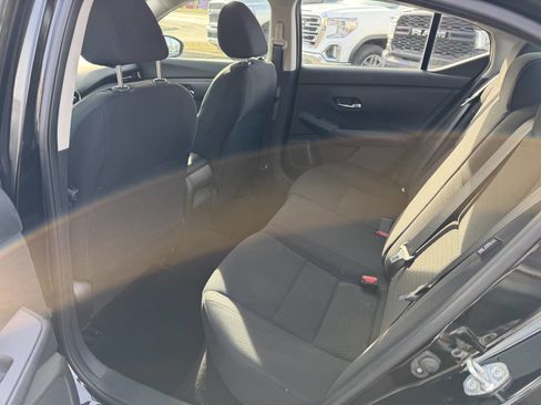 Used 2020 Nissan Sentra S image 4