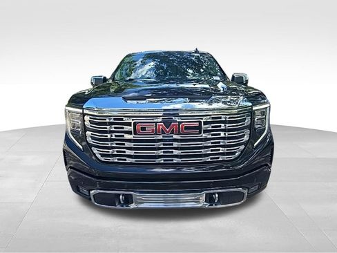 Used 2024 GMC Sierra 1500 Denali w/ Technology Package AWD/4WD image 8
