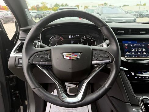 Certified 2024 Cadillac XT6 Sport w/ LPO, Onyx Lite Package image 13