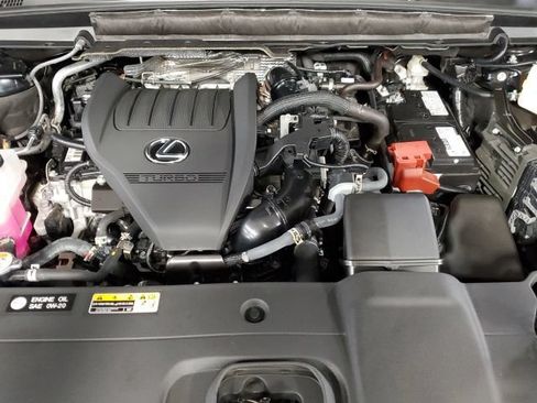 Used 2025 Lexus RX 350 Premium w/ Accessory Package AWD/4WD image 28