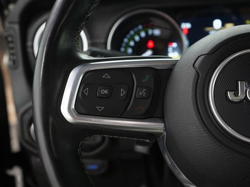 Used 2021 Jeep Wrangler Unlimited Sahara w/ Cold Weather Group image 21