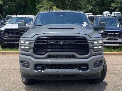 New 2026 RAM 2500 Laramie AWD/4WD image 33
