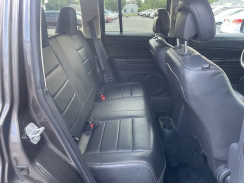 Used 2016 Jeep Patriot High Altitude AWD/4WD image 17