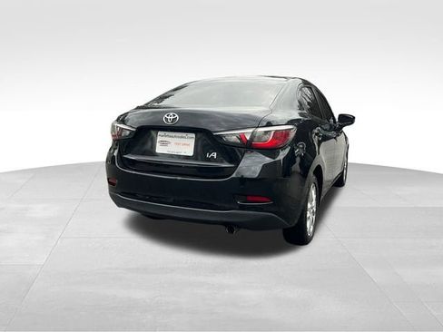 Used 2017 Toyota Yaris iA FWD image 5