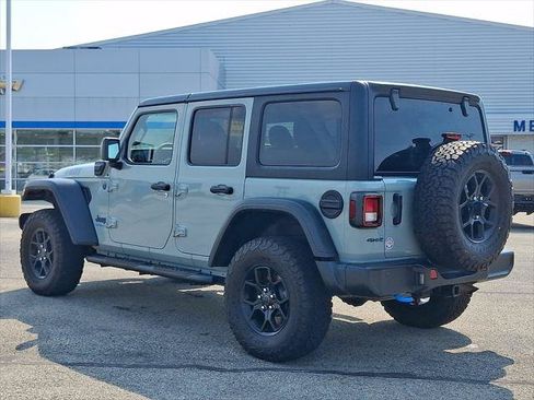 Used 2024 Jeep Wrangler Unlimited AWD/4WD image 5