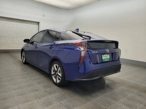Used 2018 Toyota Prius Four Touring w/ Premium Convenience Package image 5