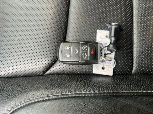 Used 2022 RAM 1500 Limited image 29