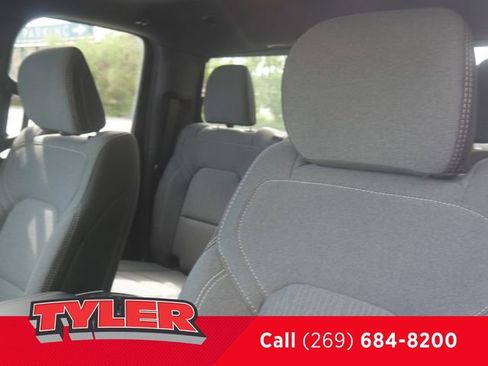 Certified 2022 RAM 1500 Big Horn w/ Night Edition AWD/4WD image 39