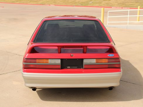 Used 1989 Ford Mustang GT RWD image 11