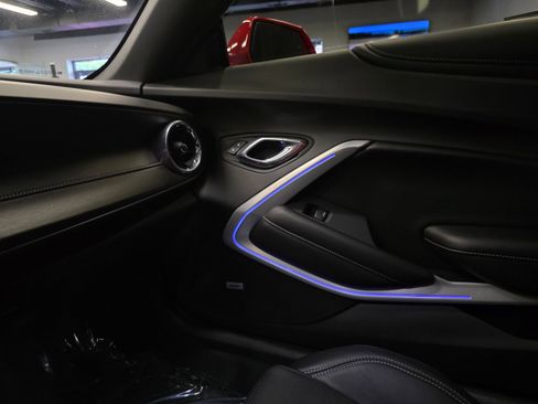 Used 2016 Chevrolet Camaro SS RWD image 27
