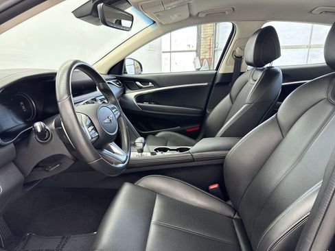 Used 2022 Genesis G70 2.0T image 11