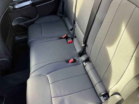 Certified 2025 Mercedes-Benz GLB 250 4MATIC image 13