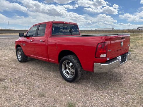 Used 2013 RAM 1500 Classic SLT w/ Premium Display Pkg AWD/4WD image 3