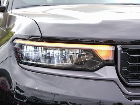 New 2026 Jeep Grand Cherokee L 4WD image 4