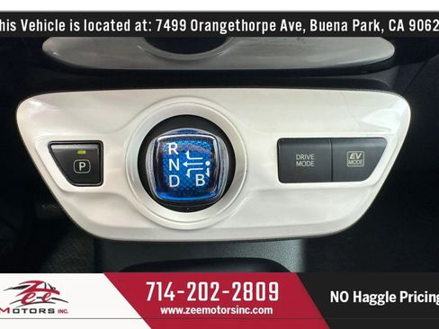 Used 2016 Toyota Prius Two FWD image 27