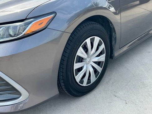 Used 2023 Toyota Camry LE FWD image 9