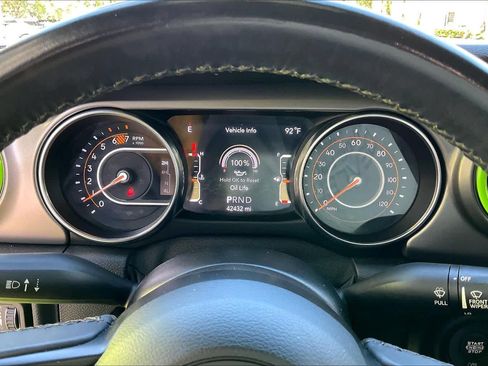 Used 2021 Jeep Wrangler Willys image 21