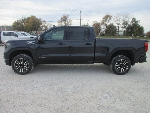 New 2026 GMC Sierra 1500 AT4 w/ AT4 Premium Package image 10