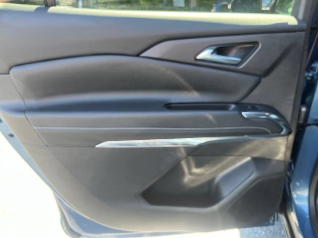 Used 2026 Chevrolet Traverse LT AWD/4WD image 18