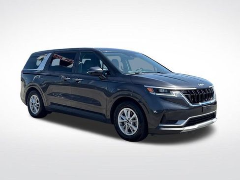 Used 2022 Kia Carnival LX FWD image 9
