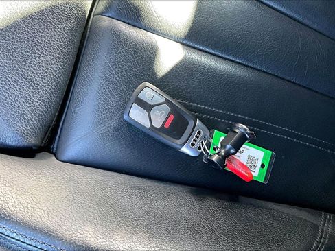 Used 2019 Audi A5 2.0T Premium image 11