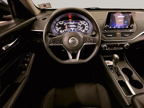 Used 2019 Nissan Altima 2.5 S image 5