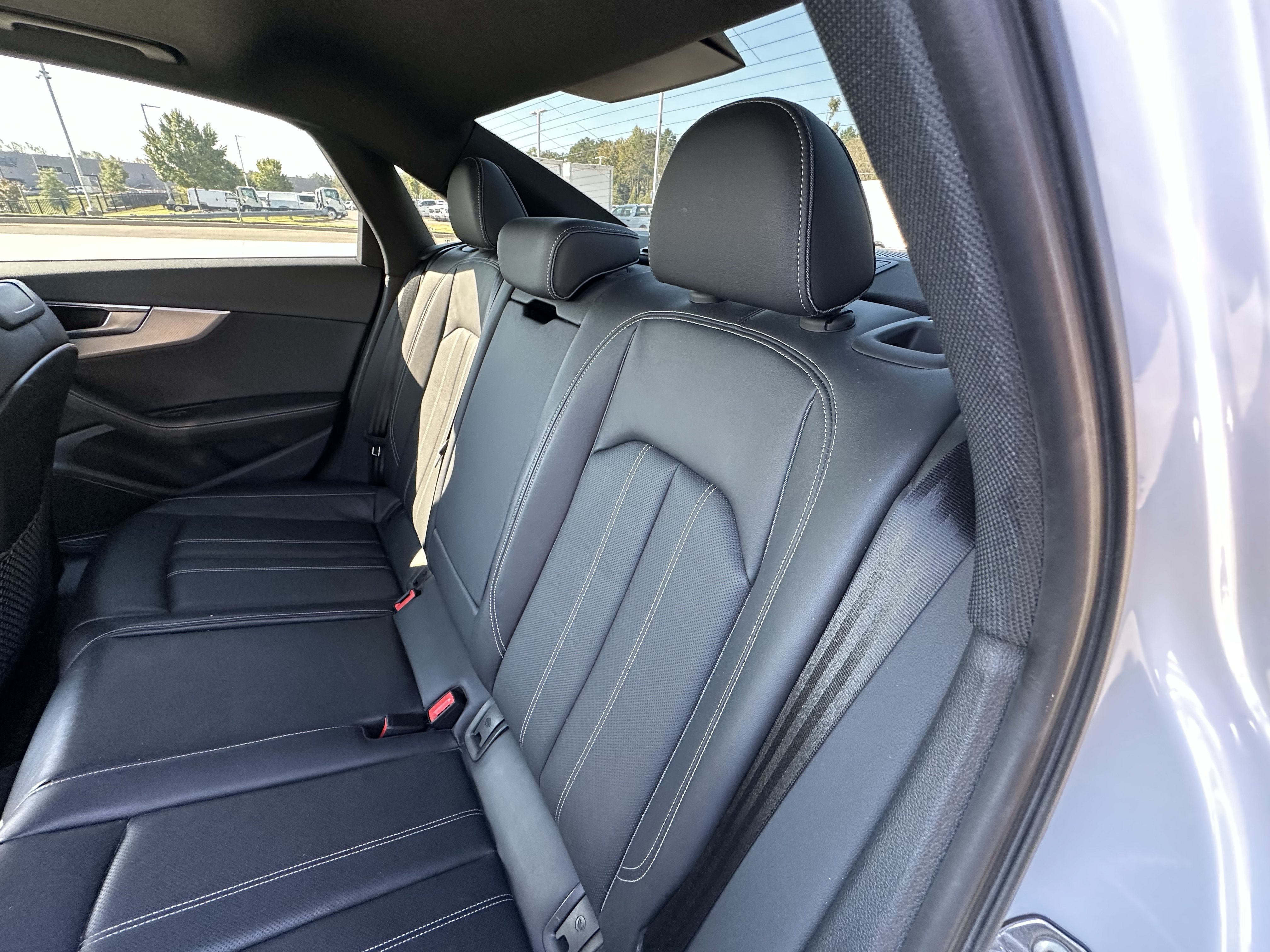Used 2022 Audi A4 2.0T Prestige w/ Prestige Package AWD/4WD image 32