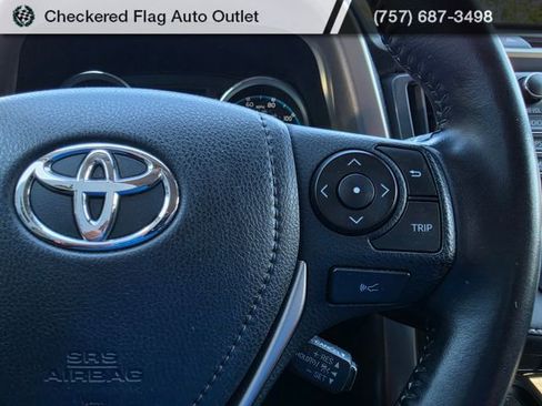 Used 2017 Toyota RAV4 Limited AWD/4WD image 16
