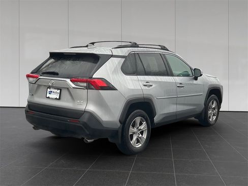 Used 2023 Toyota RAV4 XLE image 5