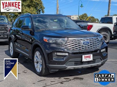 Certified 2022 Ford Explorer Platinum w/ Technology Package