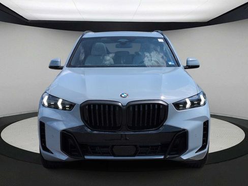 New 2026 BMW X5 xDrive40i w/ Executive Package AWD/4WD image 3