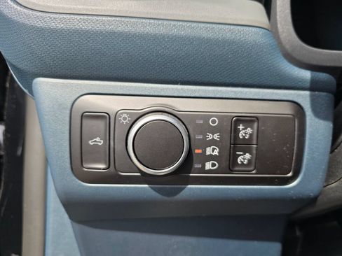 New 2026 Ford Maverick XL AWD/4WD image 17