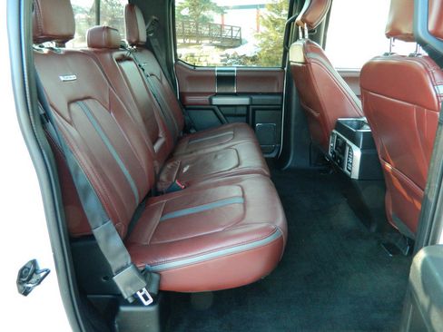 Used 2018 Ford F150 Platinum w/ Equipment Group 701A Luxury image 22