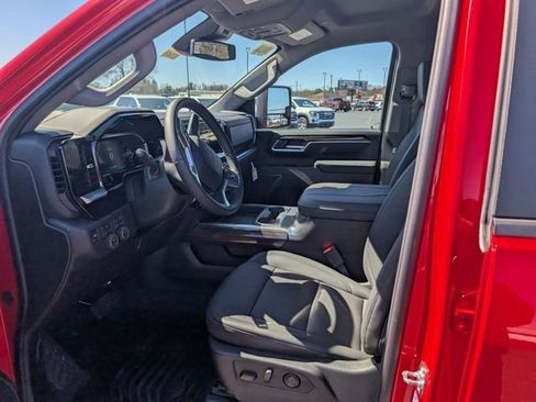 New 2026 Chevrolet Silverado 3500 LT w/ Trail Boss Package AWD/4WD image 15