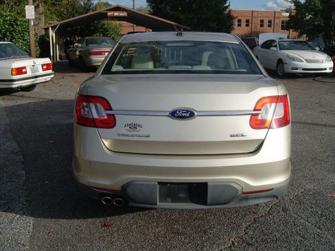 Used 2010 Ford Taurus SEL image 10
