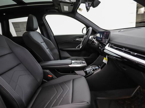 Certified 2025 BMW X1 xDrive28i w/ Convenience Package image 31