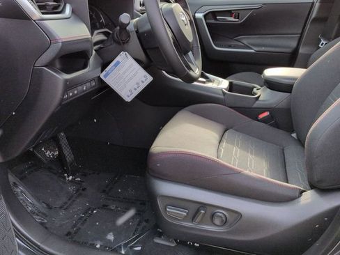 New 2025 Toyota RAV4 SE image 12