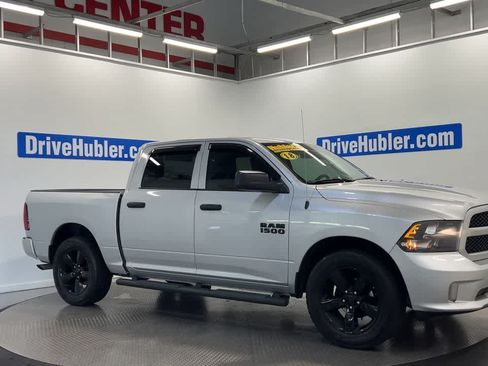Used 2018 RAM 1500 Express w/ Express Value Package RWD image 4
