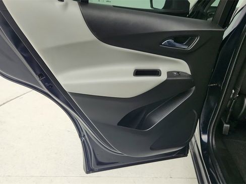 Certified 2020 Chevrolet Equinox LS w/ LS Convenience Package image 27