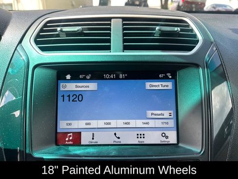 Used 2017 Ford Explorer XLT w/ Equipment Group 202A FWD image 14