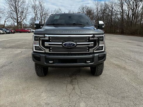 Used 2022 Ford F350 Platinum image 2