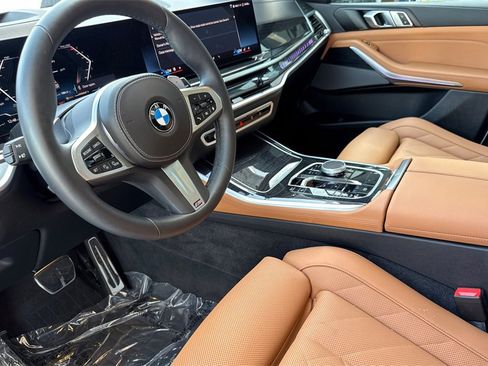 Used 2026 BMW X5 xDrive40i w/ M Sport Package image 14