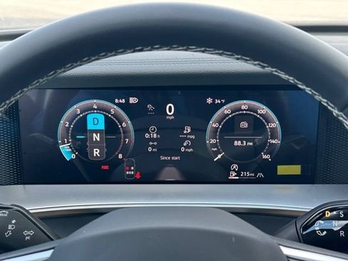 New 2026 Volkswagen Tiguan SE image 40