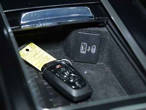 Certified 2023 Lincoln Corsair Reserve w/ Equipment Group 201A image 29