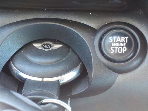 Used 2013 MINI Cooper S image 18