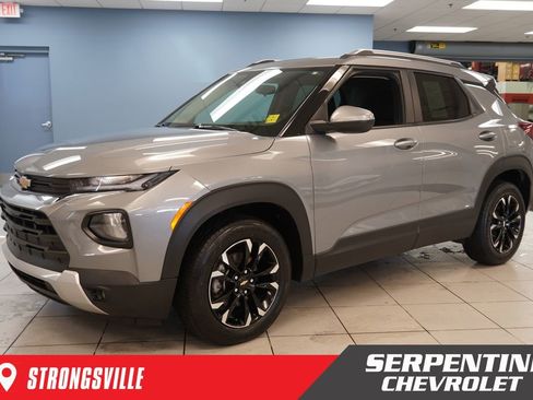 Used 2023 Chevrolet TrailBlazer LT image 1