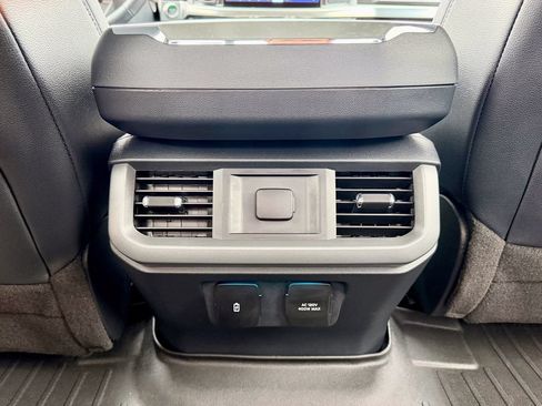 Used 2021 Ford F150 Lariat w/ Max Trailer Tow Package AWD/4WD image 34
