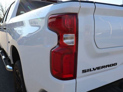 Used 2025 Chevrolet Silverado 1500 LT Trail Boss w/ Convenience Package II image 32