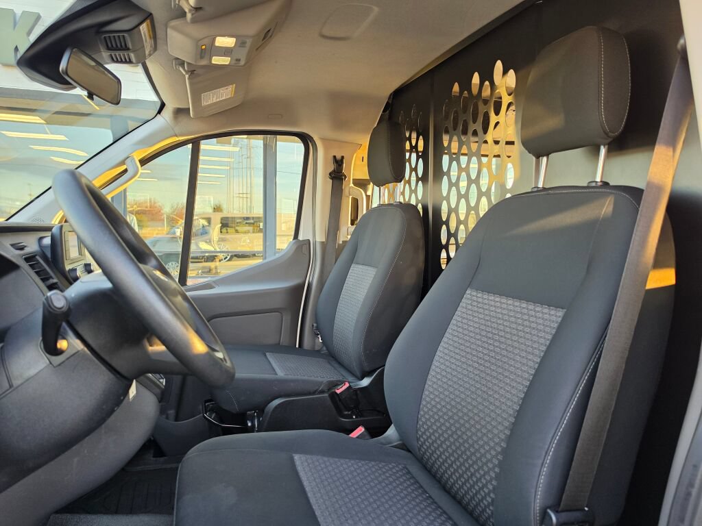 Used 2025 Ford Transit 250 Low Roof w/ Exterior Upgrade Package RWD image 15